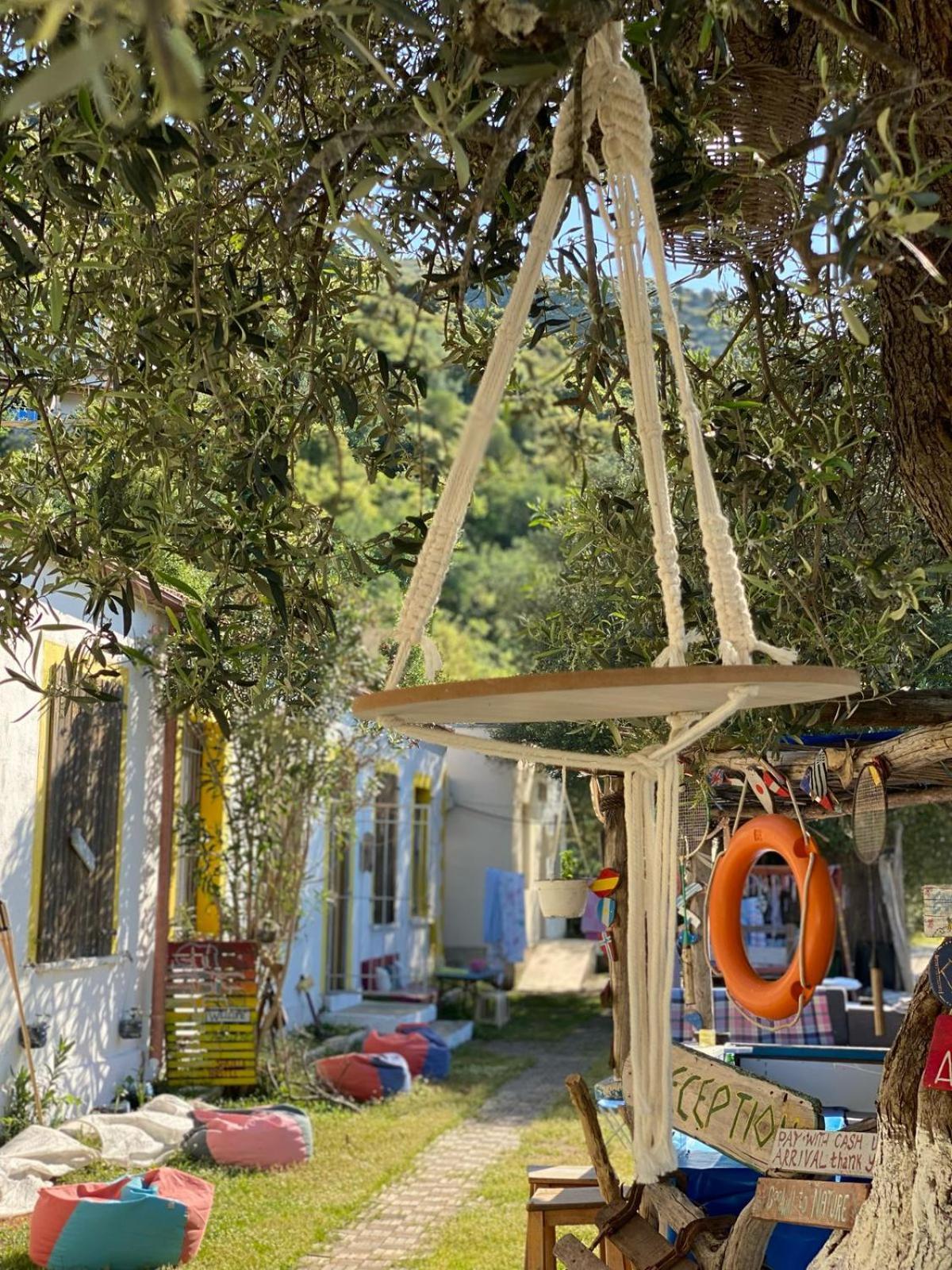 Albergue Shkolla &