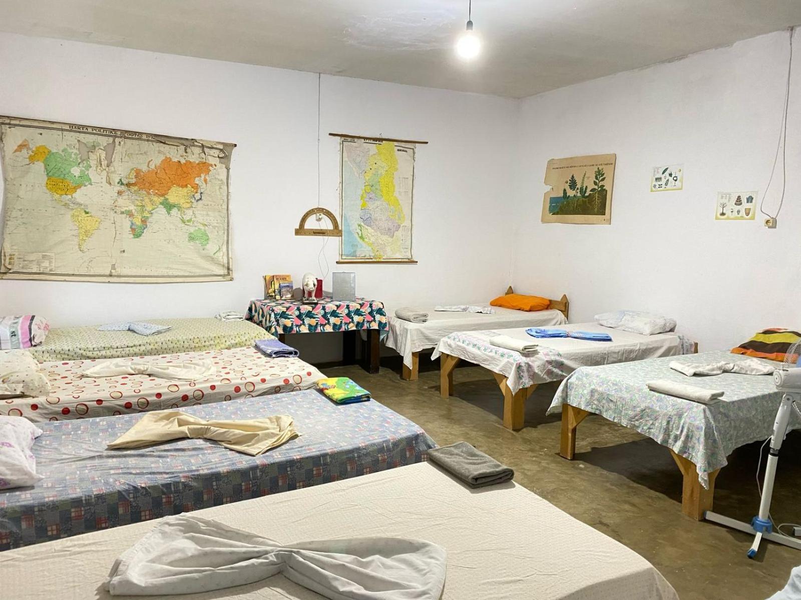 Albergue Shkolla &